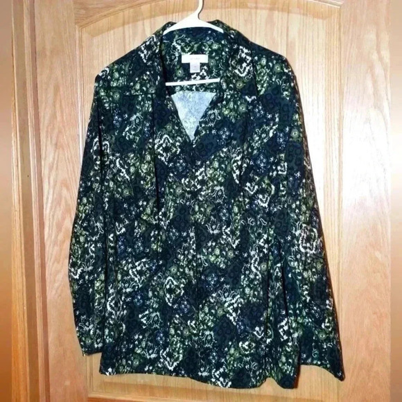 CJ Banks Tops - cj banks green floral long sleeve full snap front size 3X